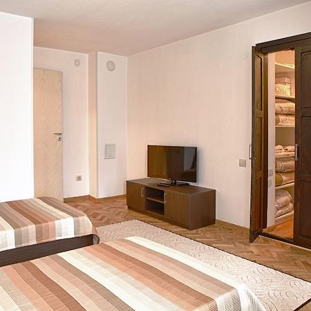 Pepi Guest House Weliko Tarnowo Exterior foto